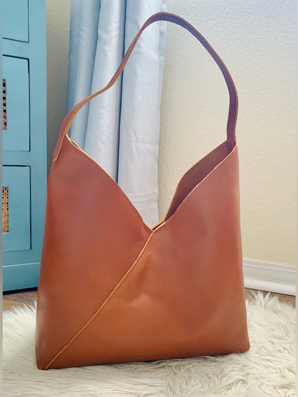 Portland Leather Oversized Naomi Bag
Honey - Picture 12 of 16